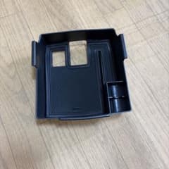 トヨタカローラクロス．ツーリング　センターコンソールボックス収納ケースのサムネイル