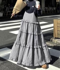 【お気に入り数4.4万人突破 / Alley】フリルティアードキャミワンピースのサムネイル