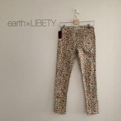 花柄パンツ earth×LIBETYのサムネイル