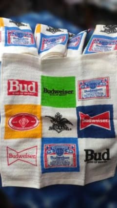 Budweiser 　ハンドタオルが5枚　バラ売可 デザイン　バドワイザー未使用 Budweiser ハンドタオルが5枚 バラ売可 デザイン バドワイザー未使用