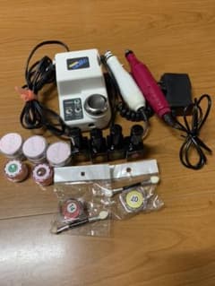 ネイル用品多数のサムネイル