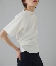 RIM.ARK Asymmetry tuck cut tops ホワイト 美品 - メルカリ