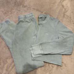 KITH グレー クロップドスウェットパンツ➕長袖短丈Tシャツ　セットのサムネイル