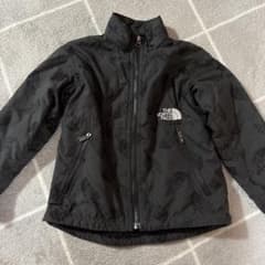 THE NORTH FACE ノースフェイス　ブラックジャケット 110センチのサムネイル