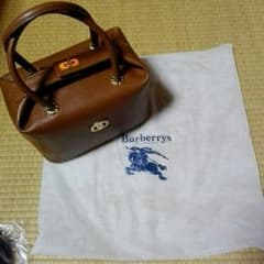 BURBERRY　鞄　キャメルのサムネイル