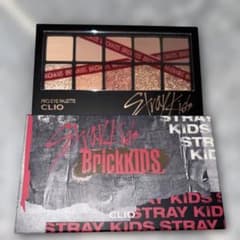 CLIO Straykidsコラボ アイシャドウパレット - メルカリ