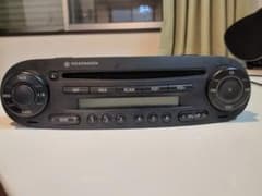 Volkswagenニュービートル　純正CDオーディオのサムネイル
