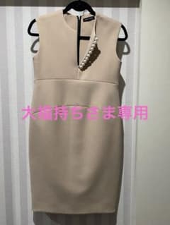 YOKO CHAN ノースリーブパールひざ丈ワンピース 38 ピンクベージュのサムネイル