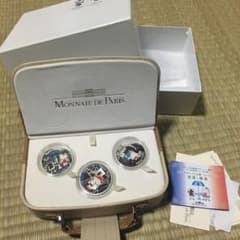 ハローキティ　パリの夢　ユーロコイン　カラー銀貨セットのサムネイル