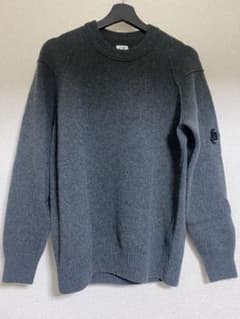 C.P. COMPANY ラムウール ニット レンズ M グレー 完売品 - メルカリ