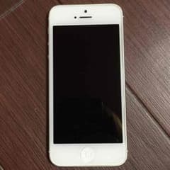 iPhone5 32GBのサムネイル