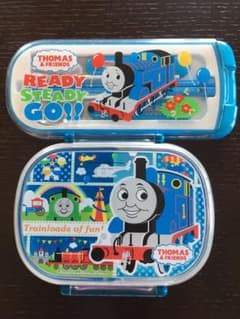 美品 トーマス お弁当箱 カトラリーセットのサムネイル