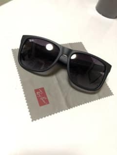 Ray-banサングラスのサムネイル
