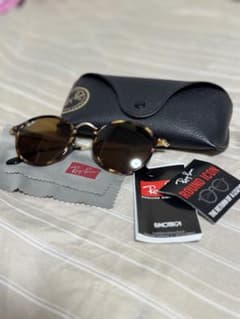 専用　Ray-Ban Round Icon サングラスのサムネイル