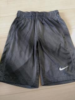 Binchan様専用　NIKE ナイキ ハーフパンツのサムネイル