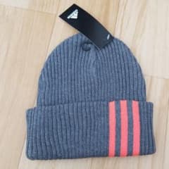 adidasアディダス　ニット帽　新品未使用のサムネイル