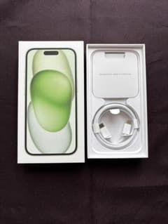Apple iPhone 15 空箱 付属品セットのサムネイル