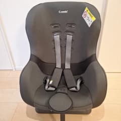 チャイルドシート　Combi　ウィゴーシリーズのサムネイル