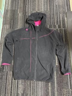 DESCENTE フルジップフード付きジャケット Ｌブラック/ピンクのサムネイル
