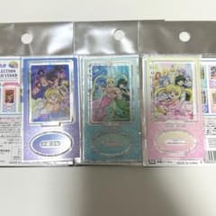 ぴちぴちピッチ セリア 百均 ミニアクリルスタンド 3点セット - メルカリ