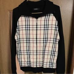 こぶし様専用BURBERRYアウターのサムネイル