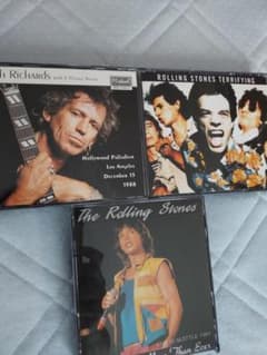 ローリングストーンズ&キースリチャード　激レアライブCD　おまけBジョーンズ書籍 ローリングストーンズ&キースリチャード 激レアライブCD おまけB