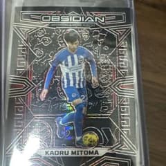 Panini23/24黒曜石シリーズ三笘薫選手世界限定49枚のうち【28/49】のサムネイル
