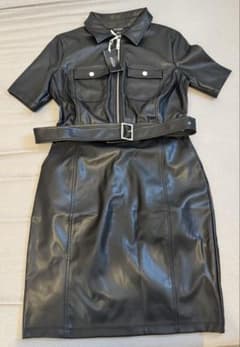 GUESS レザーワンピースのサムネイル
