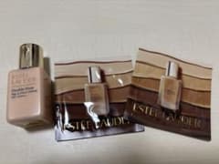 Estee Lauder ダブルウェア ファンデーションのサムネイル