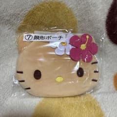 な*ぁ様 ハローキティ 一番くじ 顔形ポーチのサムネイル