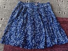Tommy Jeans 花柄 フレアスカート ネイビー Sのサムネイル