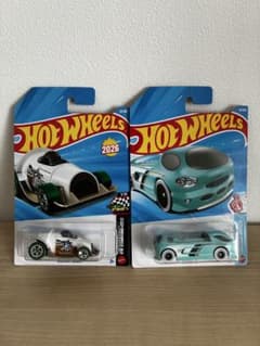 ン*モ様 ホットウィール　Instant Boost Deora Ⅱ 2台セットのサムネイル