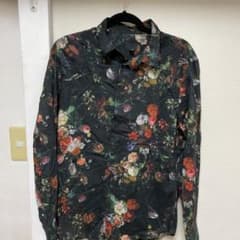 花柄シャツのサムネイル