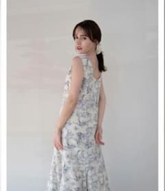 Acka botanical balloon one-piece - メルカリ