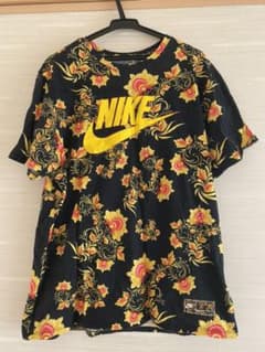 NIKE ナイキ Tシャツのサムネイル