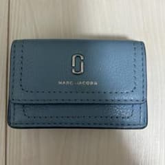 MARC JACOBS 三つ折り財布のサムネイル