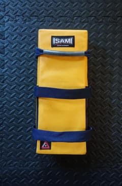 イサミ製 キックミットのサムネイル