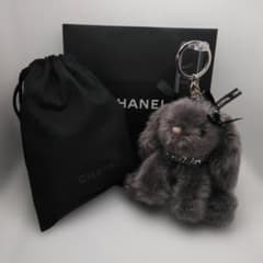 CHANEL公式オンラインショップノベルティポーチ&ミンクなうさぎさん