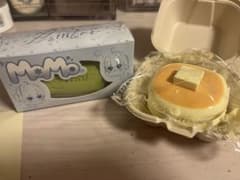 m*i様 MOMOスクイーズ　抹茶ロールケーキ、スコーン　新品未開封のサムネイル
