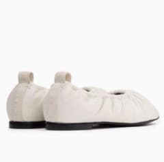 美品 rag & bone Elly フラットシューズ 24cm ホワイト 羊革のサムネイル