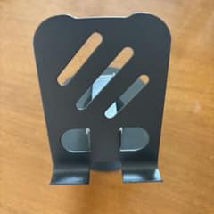 ブラック 金属製 スマホスタンドのサムネイル