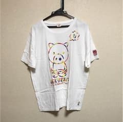 ドラッグストアーズ  可愛い立ち豚さんのサムネイル