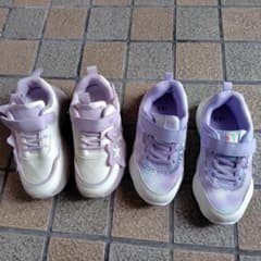 女児スニーカーのサムネイル