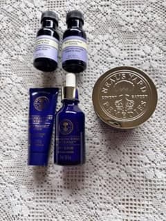 Neal's Yard Remedies スキンケア トライアルセットのサムネイル