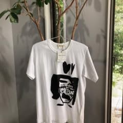 新品未使用【コムデギャルソン】Tシャツのサムネイル