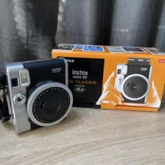 FUJI FILM INSTAX MINI 90 ネオクラシック BLACKのサムネイル