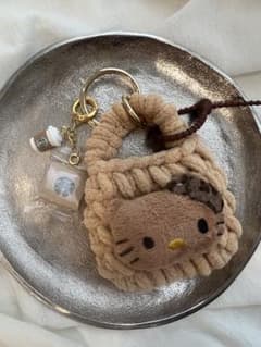 日焼けキティ　じゃらじゃらキーホルダー バックチャームのサムネイル