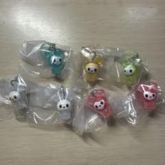 TWICE LOVELYS めじるしアクセサリーのサムネイル
