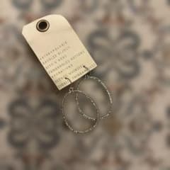 Anthropologie シルバーストーンオーバルピアスのサムネイル