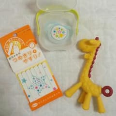 yukke様専用　きりんさん歯固めのサムネイル